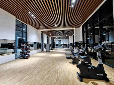 Kenwingston Avenue 2R2B KLCC View Infinity Pool