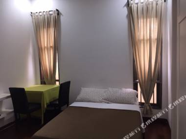 Desa Gardens Guest House Kuala Lumpur