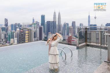 Expressionz Suites by Perfect Host