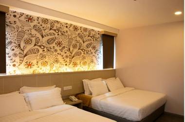 THE CROWN HOTEL @ KLIA 