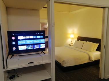 Kl Raymond Apartment At Time's Square