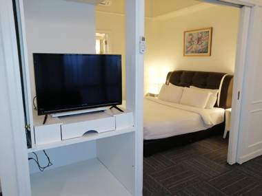 Kl Raymond Apartment At Time's Square