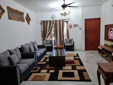 EudoraPlace Puchong Homestay