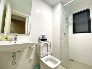 Parc3 Cheras 2BR Near Aeon _ LRT Netflix @ 4 pax
