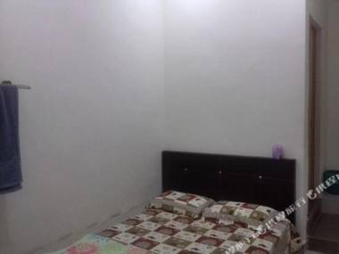 Sitiyam Homestay Seri Kembangan