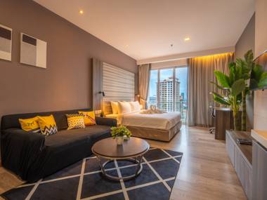 Greystone Ceylonz Suites