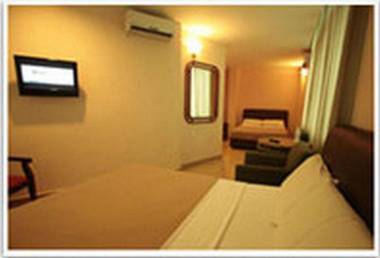 Hotel Reko Inn