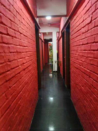 SPOT ON 90277 Dongfang Motel