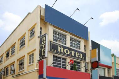 OYO 90338 Prima Saujana Budget Hotel