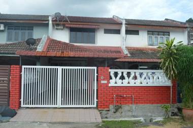Home Kuantan Bukit Sekilau