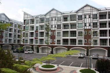 Woodz Highlands Apartment