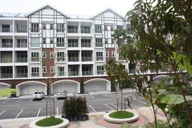 Woodz Highlands Apartment