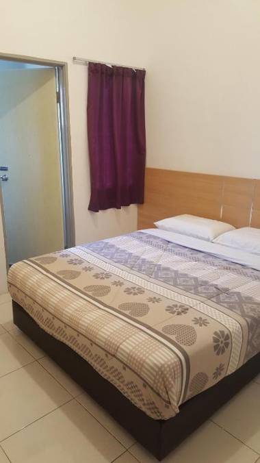 My Home N12 @ Golden Hills Night Market