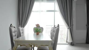 Zetter Suites @ Cameron