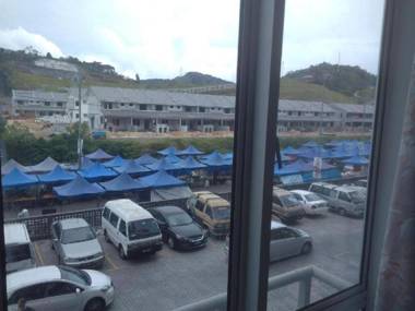 ASTINA BARINGTON SQUARE GOLDENHILL APRT P MALAM