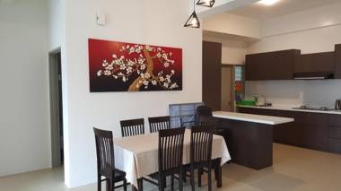 Homestay S1311 (4Room) @ Golden Hills Night Market