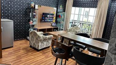 EagleNest @ Iris House Resort