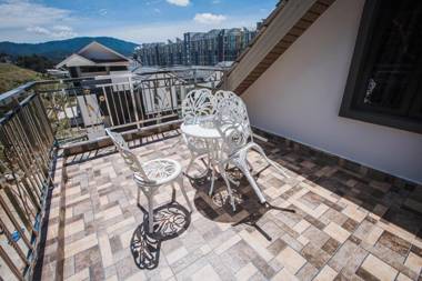 Lotus Home @ Barrington Villa Golden Hills