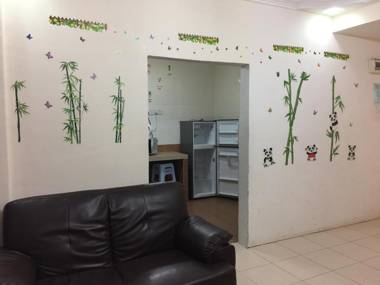 Cameron Pasar Malam Apartment @ Crown Imperial Court