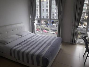 Cameron New Apartment @ Golden Hill