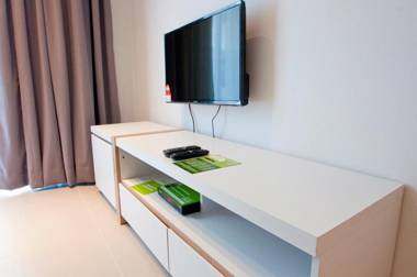 DreamScape Apartment @ Golden Hill