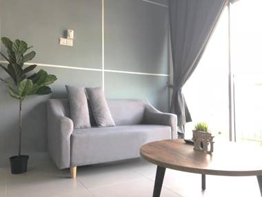 DreamScape Studio @ Golden Hill Cameron