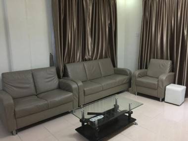 Cameron Supersave Apartment @ Crown Imperial Court