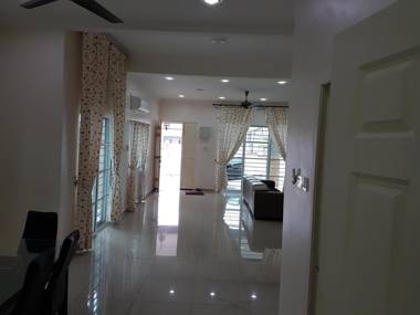 Sitiawan Vacation Home Clean Spacious New Semi D