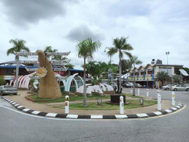 Dindings Pantai Desair Apartment By DPD