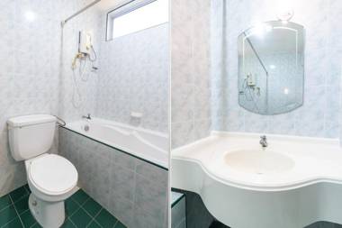 Capital O 89484 Teluk Batik Resort