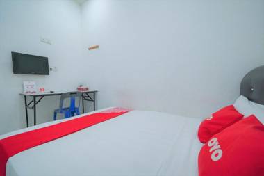 OYO 89820 Sp Berlian Inn