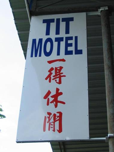 TIT MOTEL