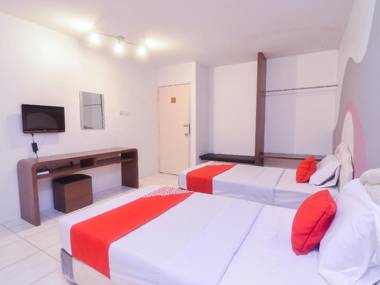 OYO 44034 Furama Lodging House