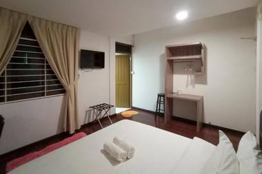 OYO HOME 90260 Natol Homestay London