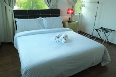 Natol Homestay MJC
