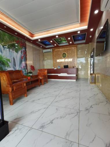 38 HOME STAY