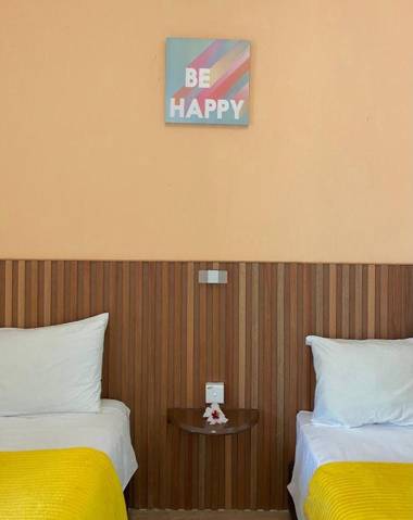 OYO 90085 Crystal Sintok Chalet