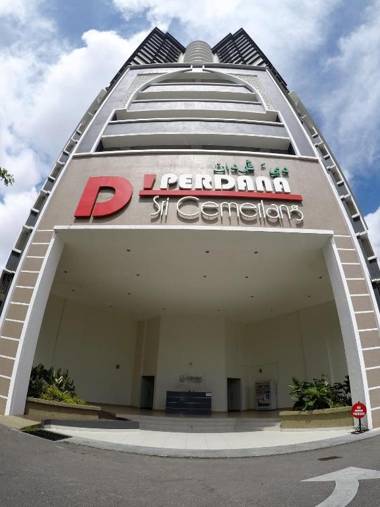 Zulanie Studio at D'Perdana Apartment