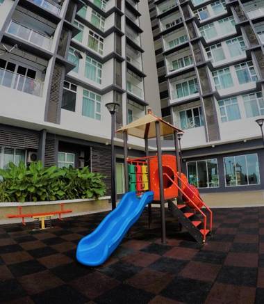 Zulanie Studio at D'Perdana Apartment