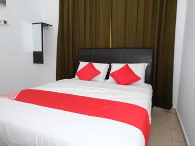 OYO 905 Hotel De'light Villa