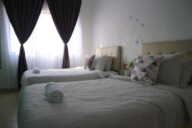 Prestige Pelangi 7 C1909 Riverside's Home