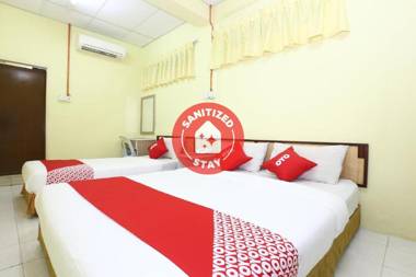 OYO 89651 Harmoni Hotel