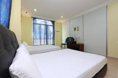 SPOT ON 89857 Azra Inn (rumah Tumpangan)