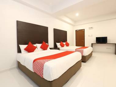 OYO 89888 DZ Residence Guest House