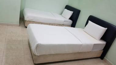 OYO 89998 Thank Q Inn 2