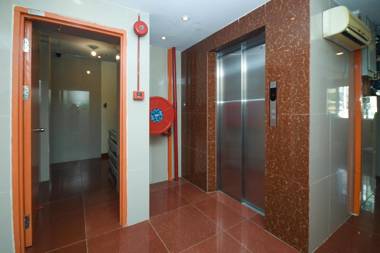 OYO 90219 Hua Kiew Hotel