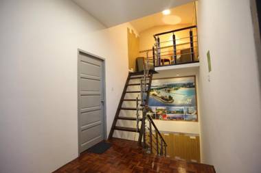 Come Inn Homestay 1379