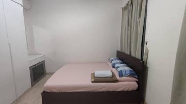 Quin Condominium Homestay