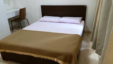 Quin Condominium Homestay