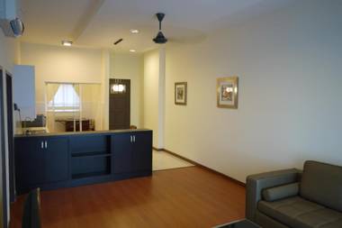 Hypermall Apartment